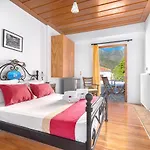 Paraliako Kyparissi Hotel 3*