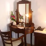 Hotel Paraliako Kyparissi