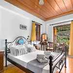 Paraliako Kyparissi Hotel