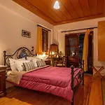 Hotel Paraliako Kyparissi 3*