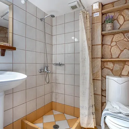 Paraliako Kyparissi 3*