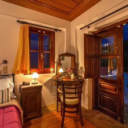 Hotel Paraliako Kyparissi Kyparíssion