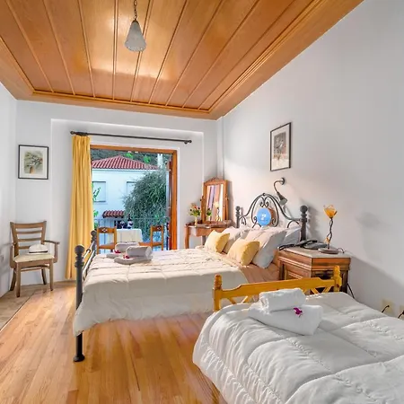 Paraliako Kyparissi Hotel 3*