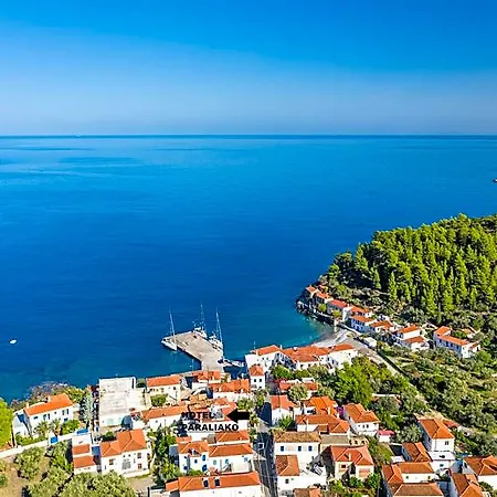 Hotel Paraliako Kyparissi