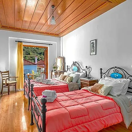 Paraliako Kyparissi Hotel