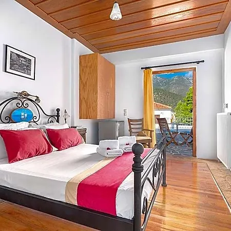Paraliako Kyparissi Hotel