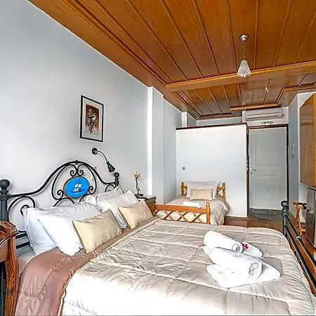 Paraliako Kyparissi