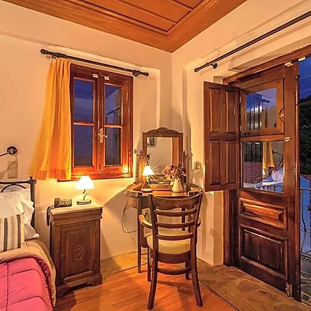Paraliako Kyparissi Hotel
