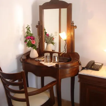 Hotel Paraliako Kyparissi