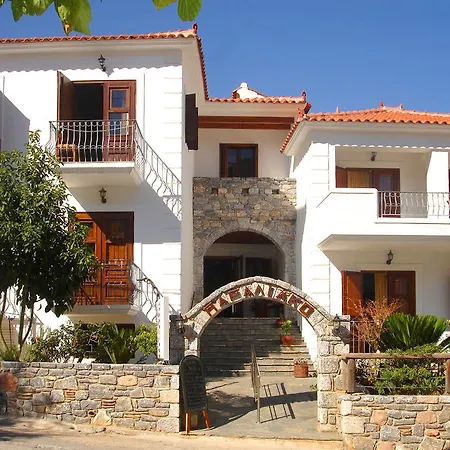 Paraliako Kyparissi Hotel Kyparission