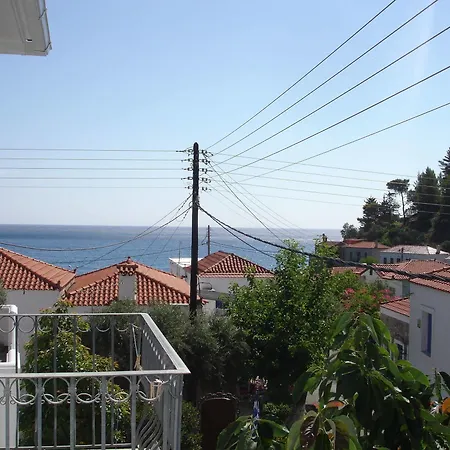 호텔 Paraliako Kyparissi