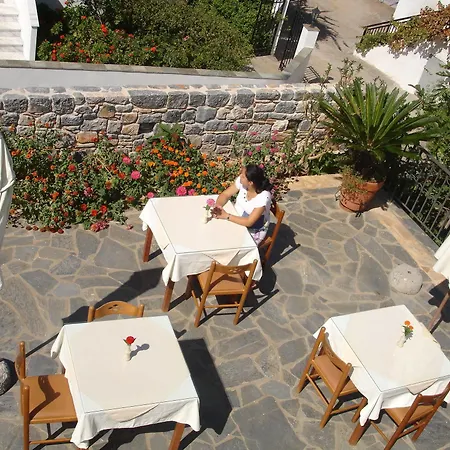 Paraliako Kyparissi Hotel 3*
