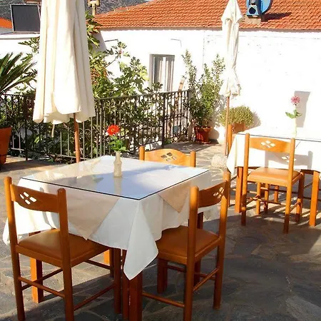 Paraliako Kyparissi Hotel 3*