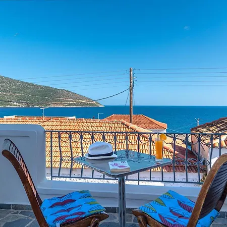 Paraliako Kyparissi Hotel 3*