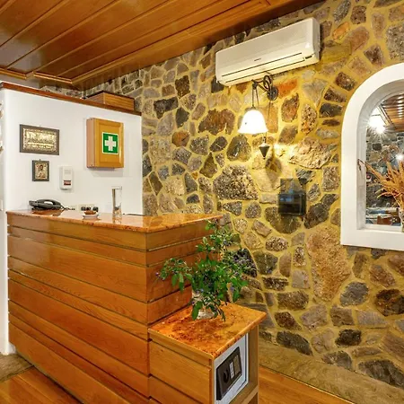 Paraliako Kyparissi Hotel