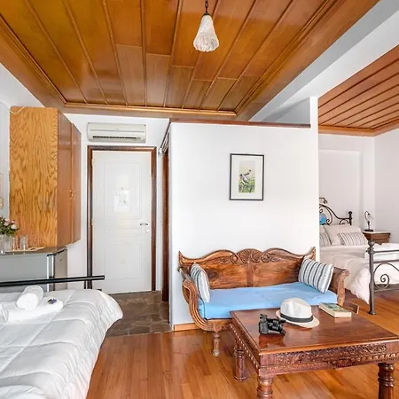 Paraliako Kyparissi 3*