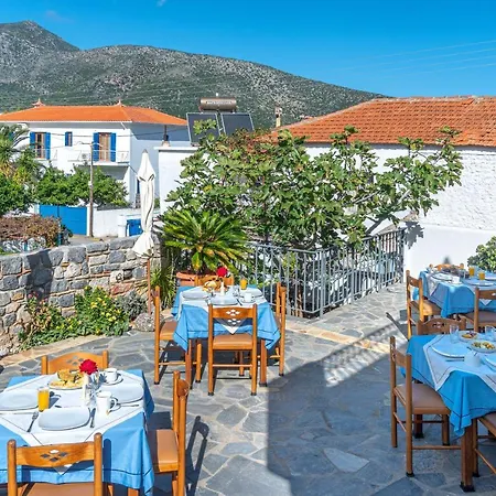 Paraliako Kyparissi Hotel 3*