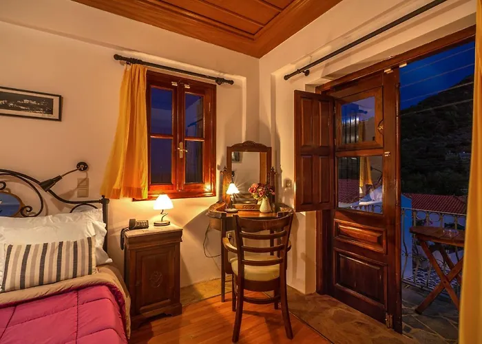 Hotell Paraliako Kyparissi Kyparíssion