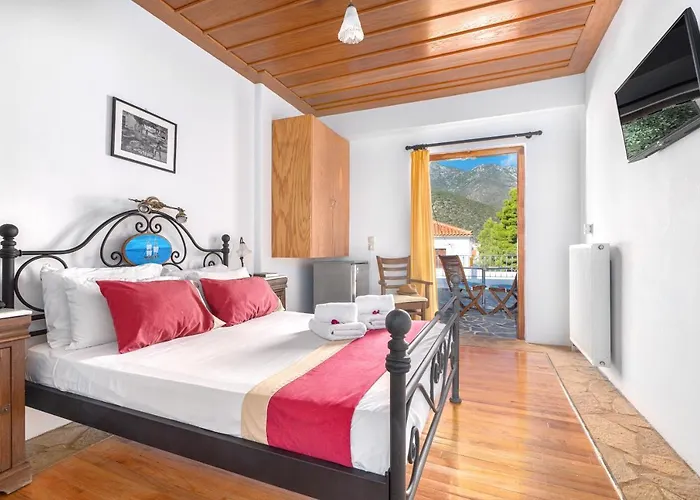 Paraliako Kyparissi Hotel 3*