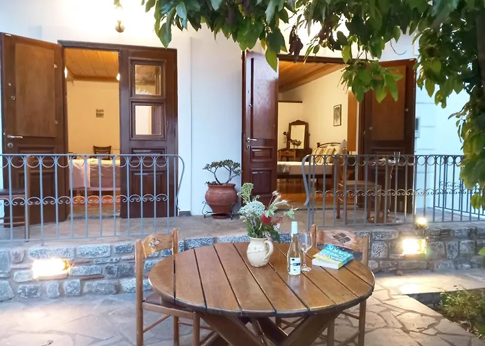 Paraliako Kyparissi Hotel 3*