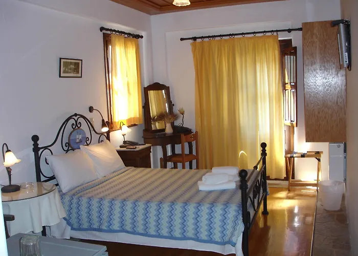 Paraliako Kyparissi Kyparíssion