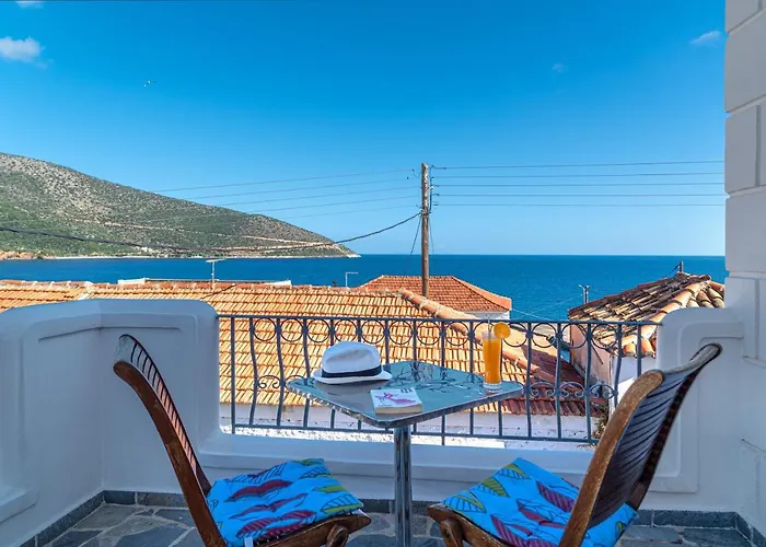 Paraliako Kyparissi Hotell 3*