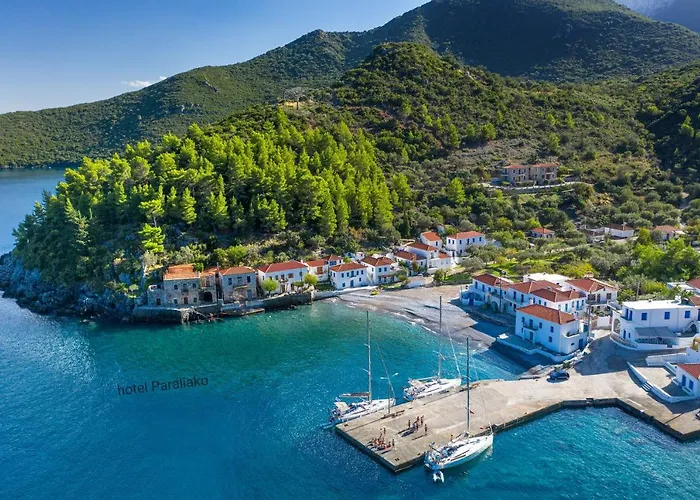 Hotell Paraliako Kyparissi Kyparíssion