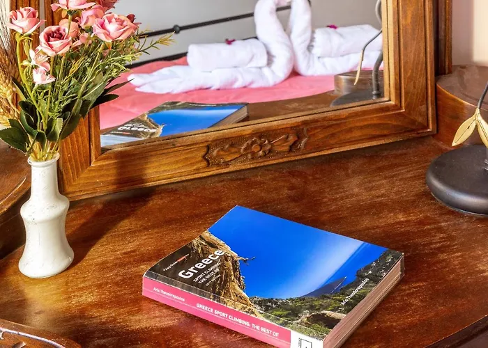 Hotel Paraliako Kyparissi